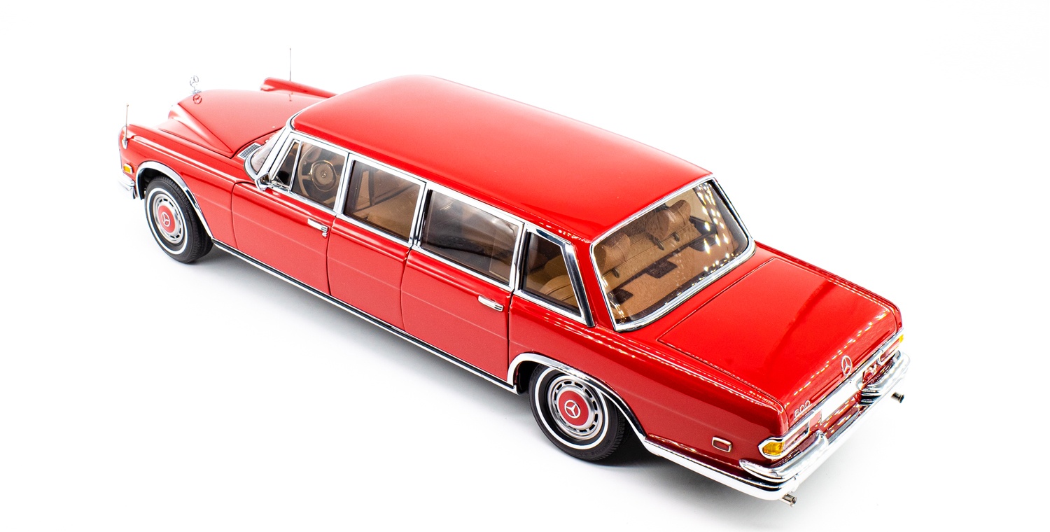 Mercedes-Benz 600 Pullman 6 Portes "Red Baron" g